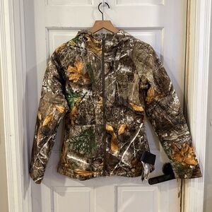 New Women’s Under Armour Camo Hunting Cold Gear Jacket
